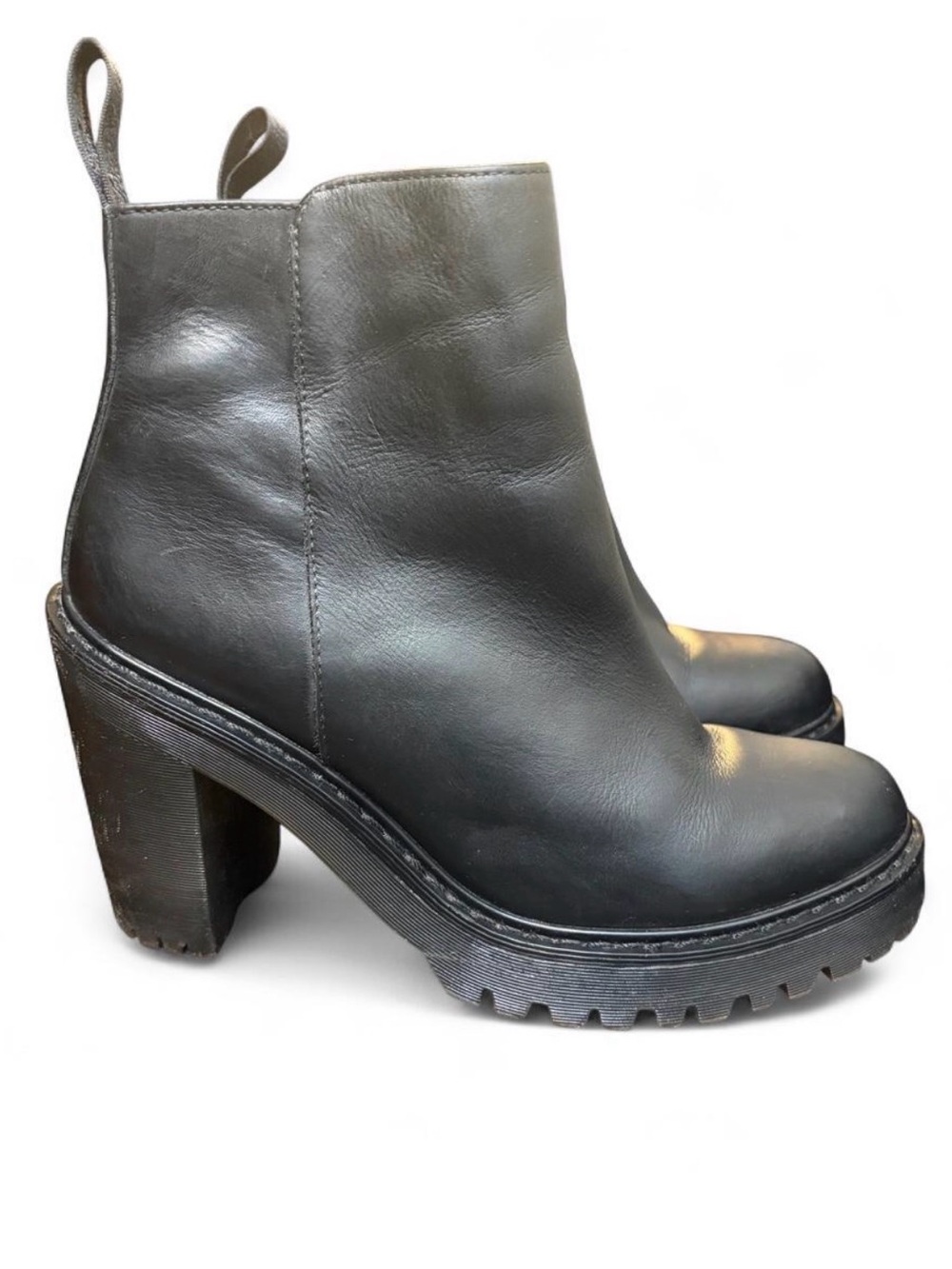 Dr. Martens Magdalena Leather Boots